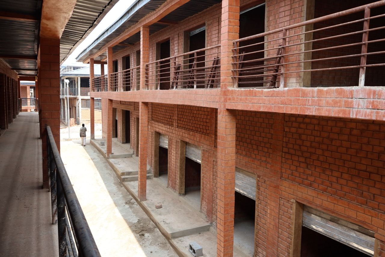 Kugbo-Market-for-salein-Nigeria-Real-Estate-IMG_1156-Large-2